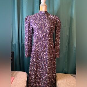 Vintage prairie dress, fits like a S/M.